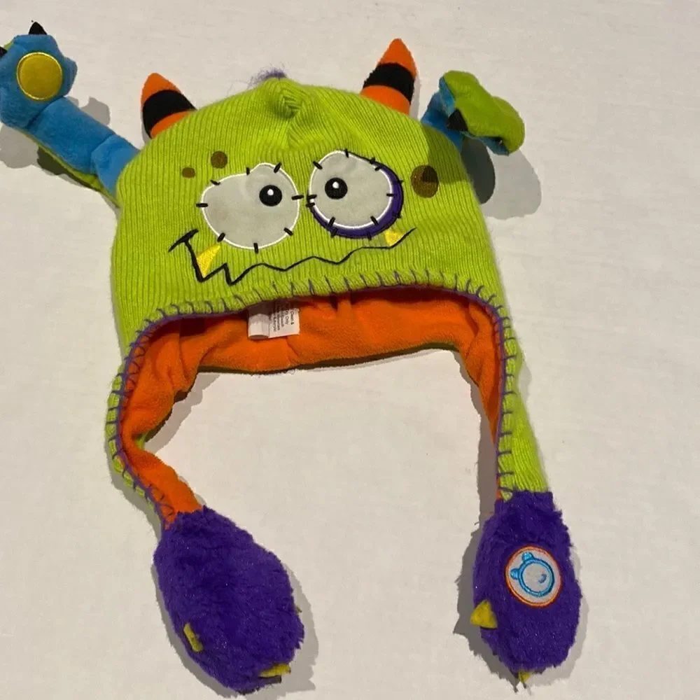 See video for hat movements! perfect for Halloween